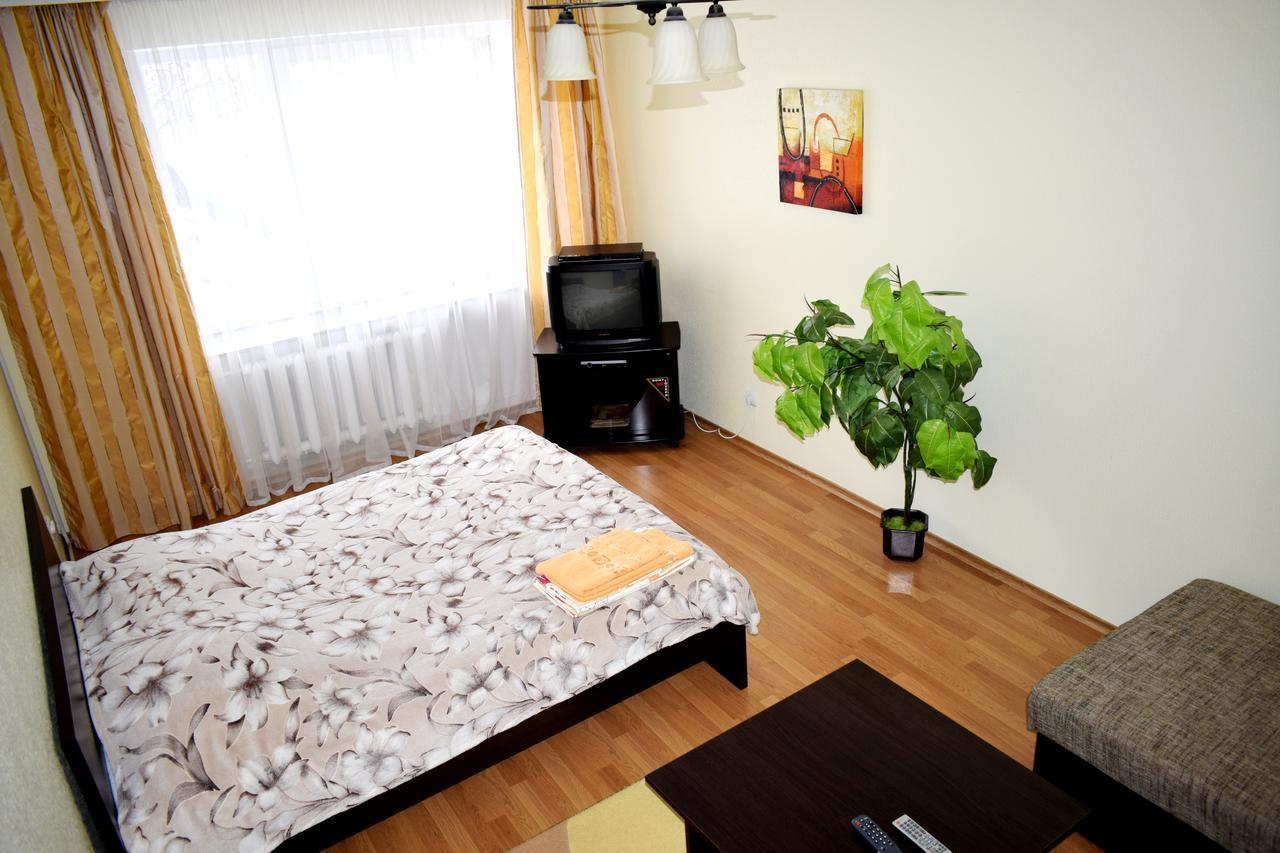 Apartment On Krushelnitskoy 73 Rivne Esterno foto